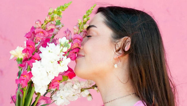 7 Fragrant Flower Picks That Are Perfect For Every Occasion