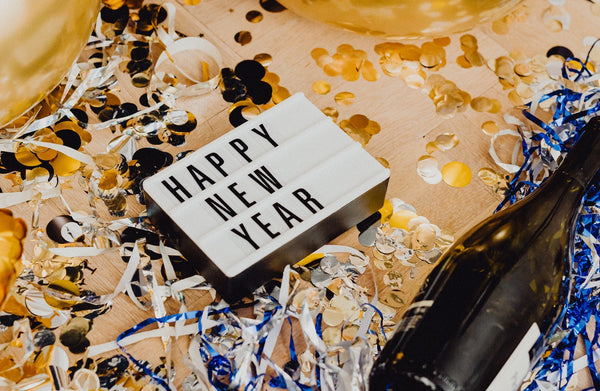 Easy Home Decor Ideas for New Year’s Eve